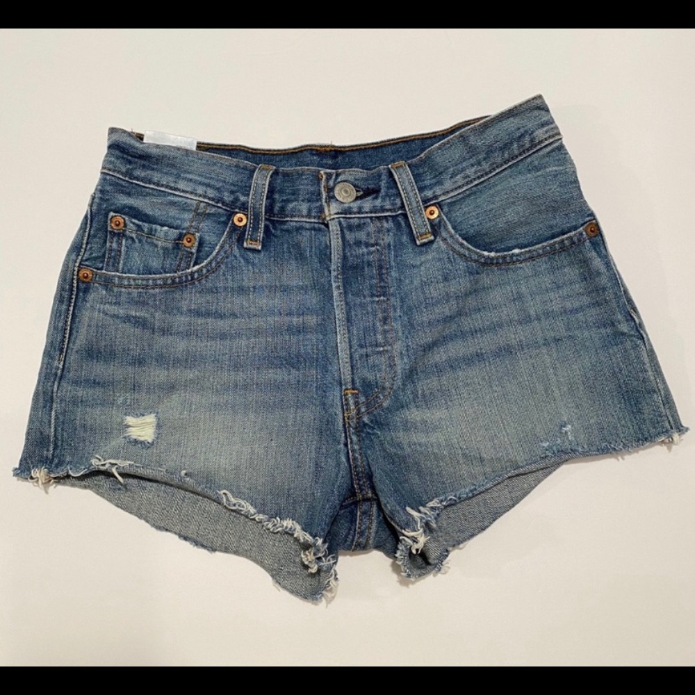 LEVI’S 501  HIGH-WAISTED DISTRESSED SHORTS
